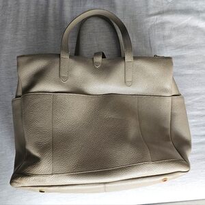 Cuyana Overnight Bag